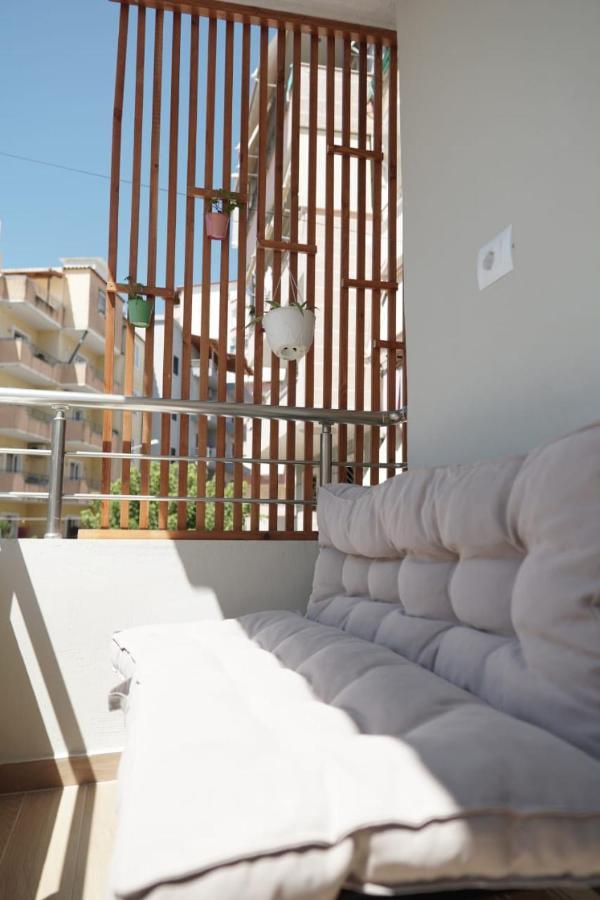 Luka'S Apartment Sarande Ngoại thất bức ảnh